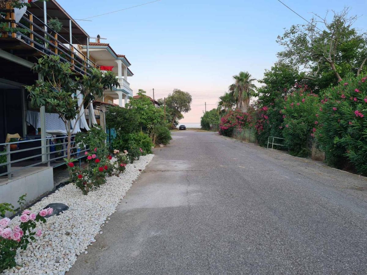 Alexandros Villa Pyrgos  Exterior photo